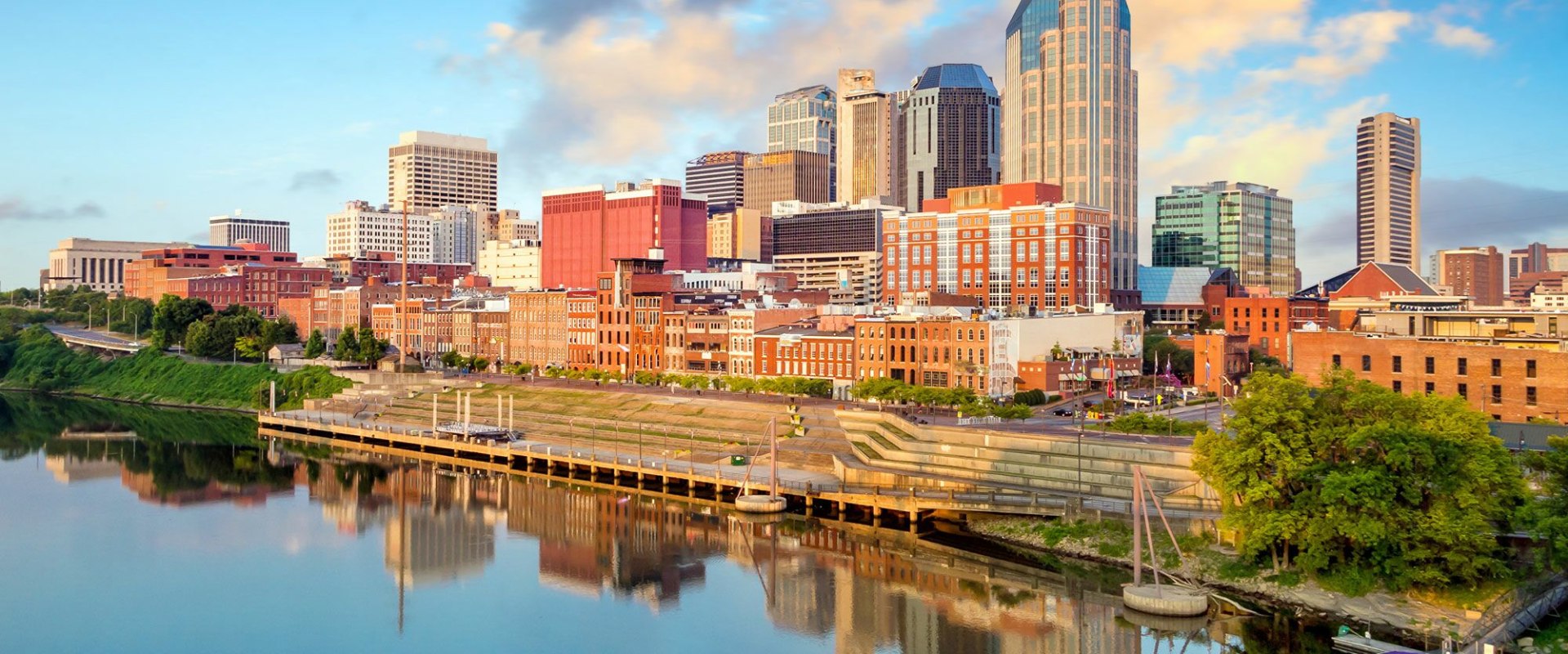 Discover the Best Book Clubs for Seniors in Nashville, Tennessee